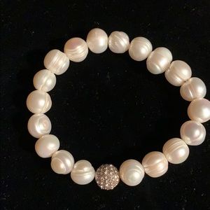 White Potato Pearl Stretch Bracelet with Pavé Bead